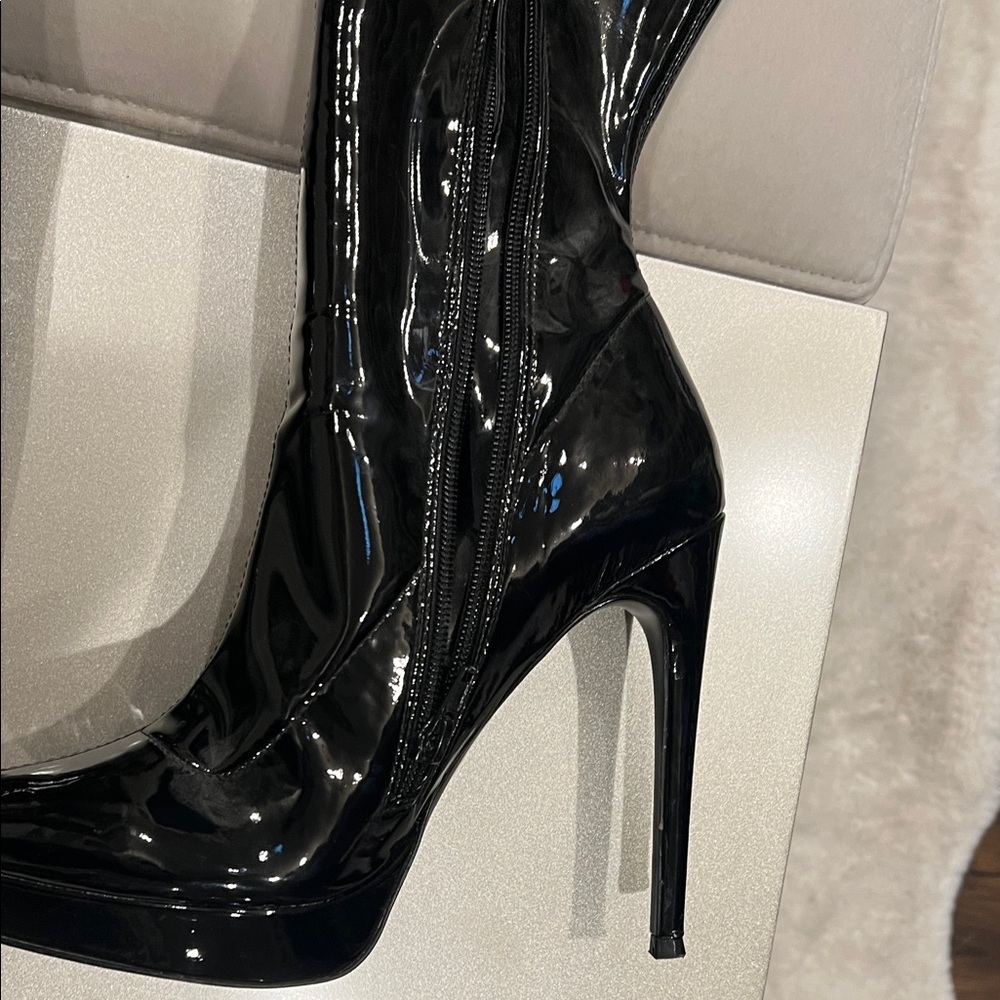 Black Patent Leather Knee-High Stiletto Boots - Picture 3 of 4